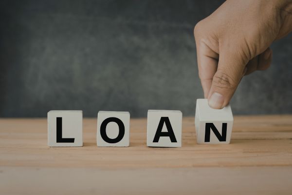 loan consolidation vs refinancing