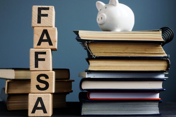 FAFSA deadlines and requirements